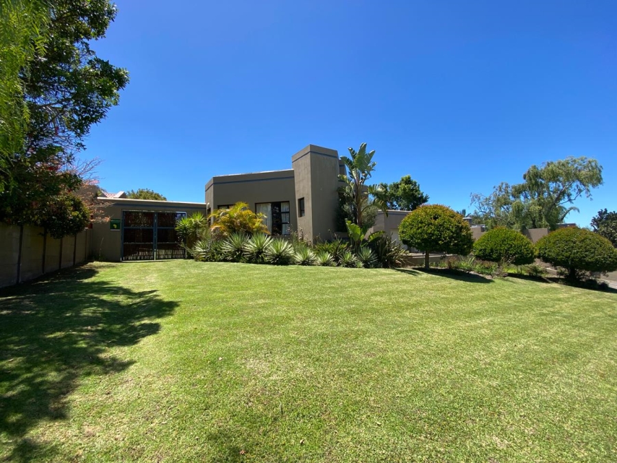 3 Bedroom Property for Sale in Rooi Rivier Rif Western Cape